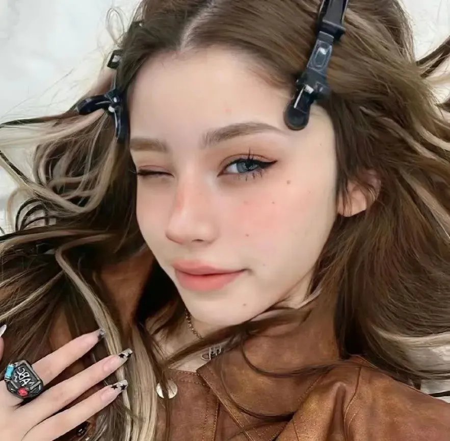 牠